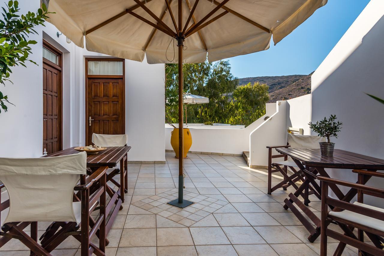 אדאמאס Villa Notos מראה חיצוני תמונה